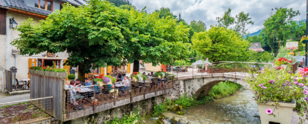 Le gîte auberge l'herbe tendre à saint pierre d'entremont en chartreuse